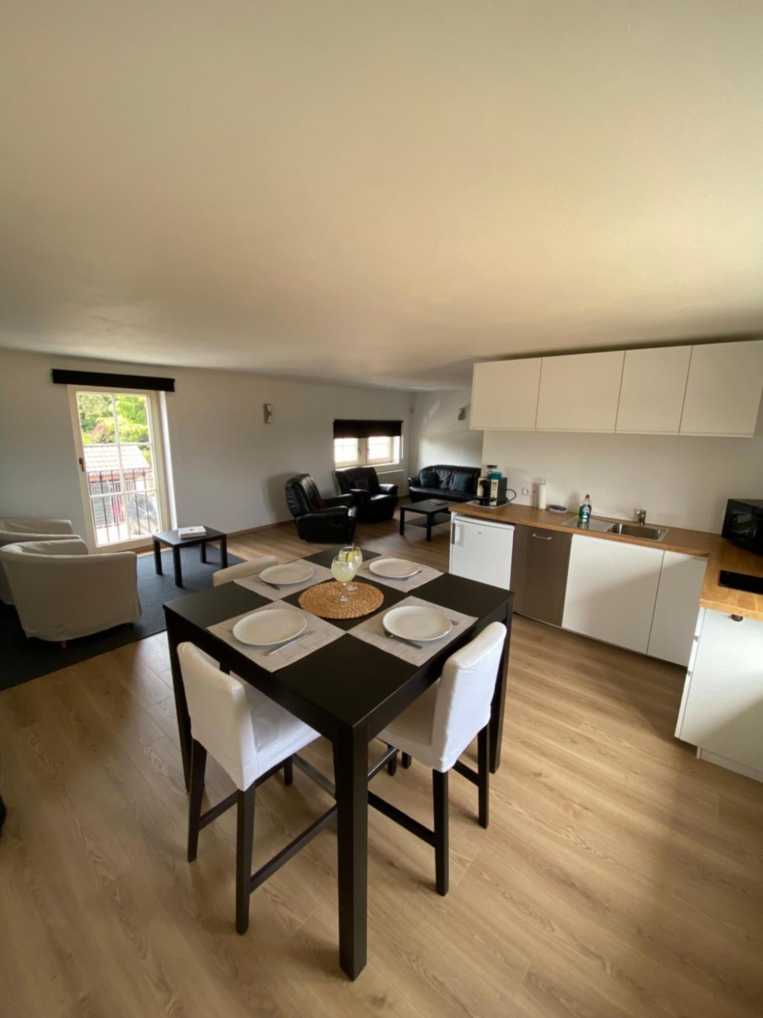 La Cle Des Champs Bed & Breakfast Jodoigne Екстериор снимка